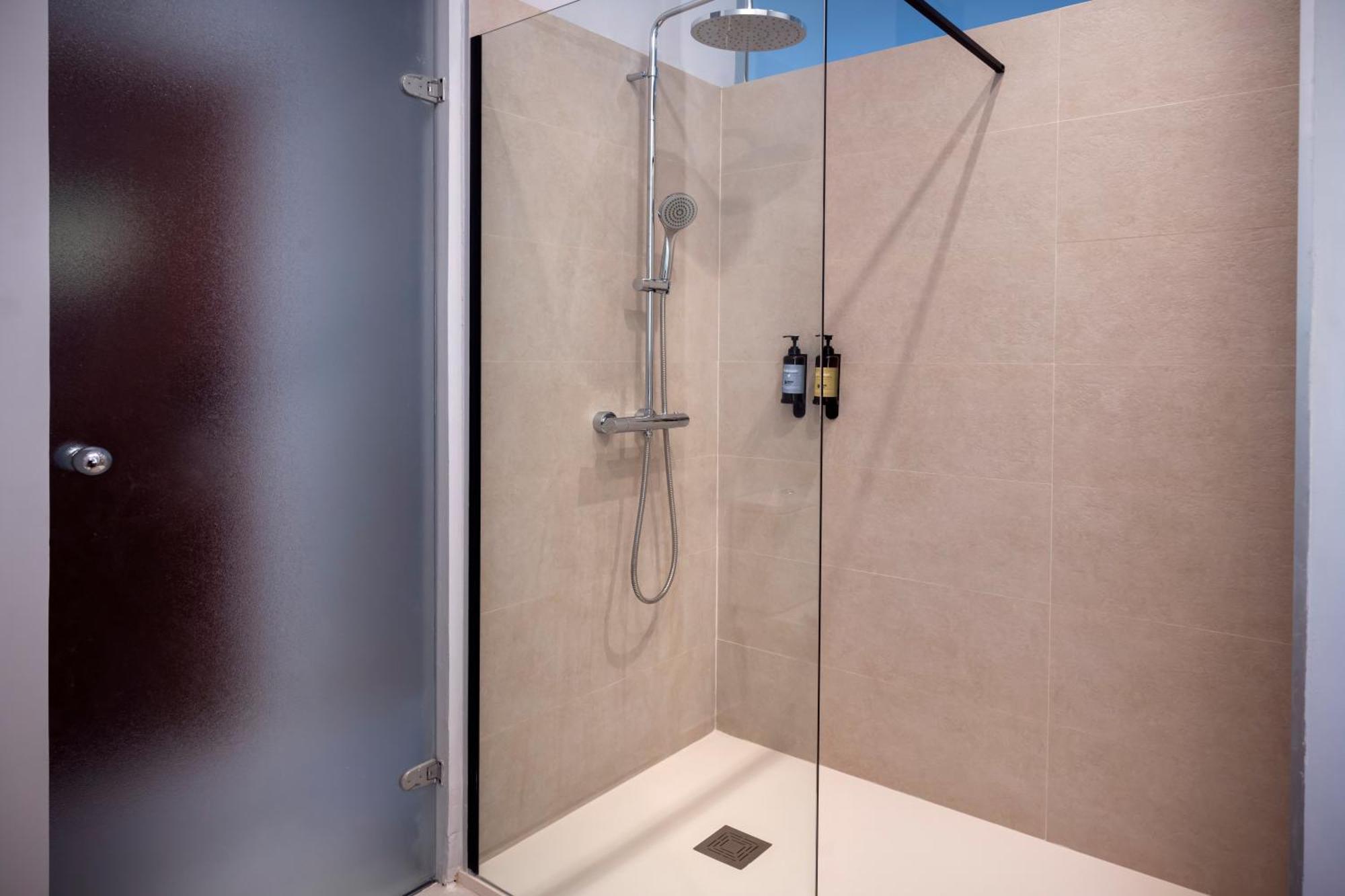 Serhs Carlit Boutique Hotel Barcelona Quarto foto