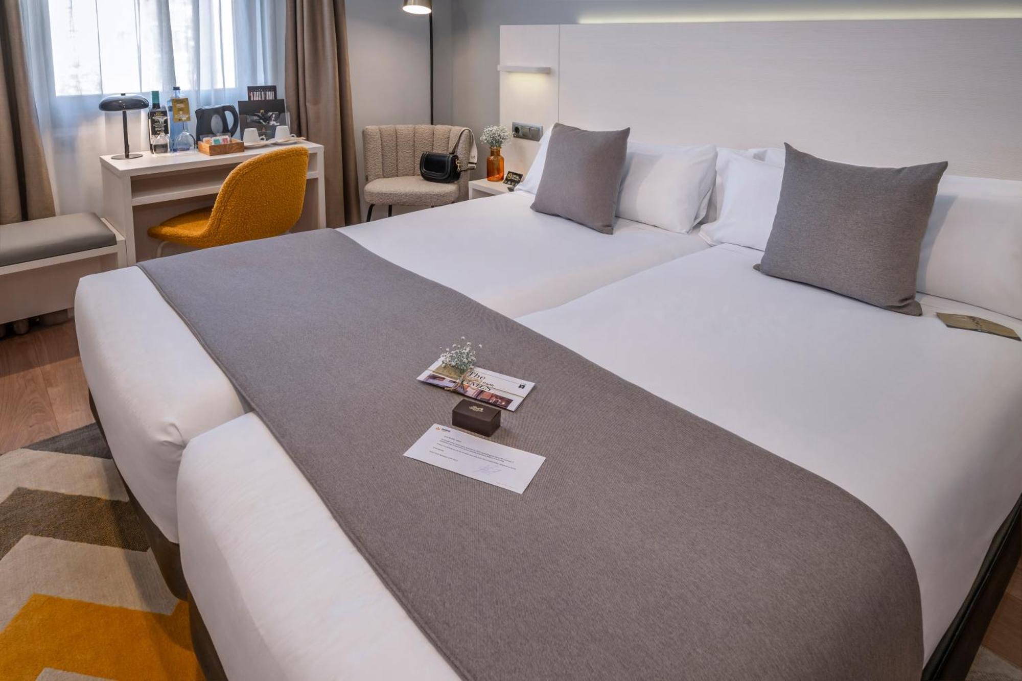 Serhs Carlit Boutique Hotel Barcelona Exterior foto