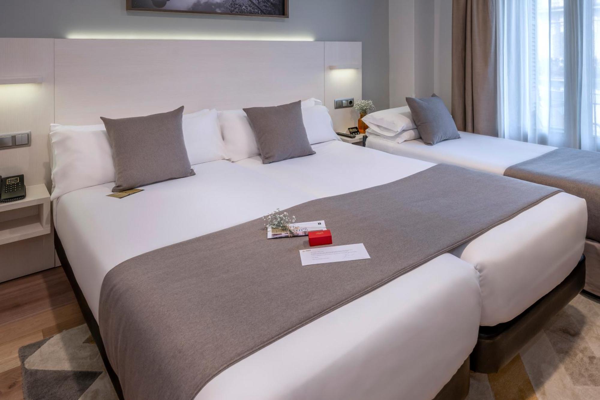 Serhs Carlit Boutique Hotel Barcelona Quarto foto
